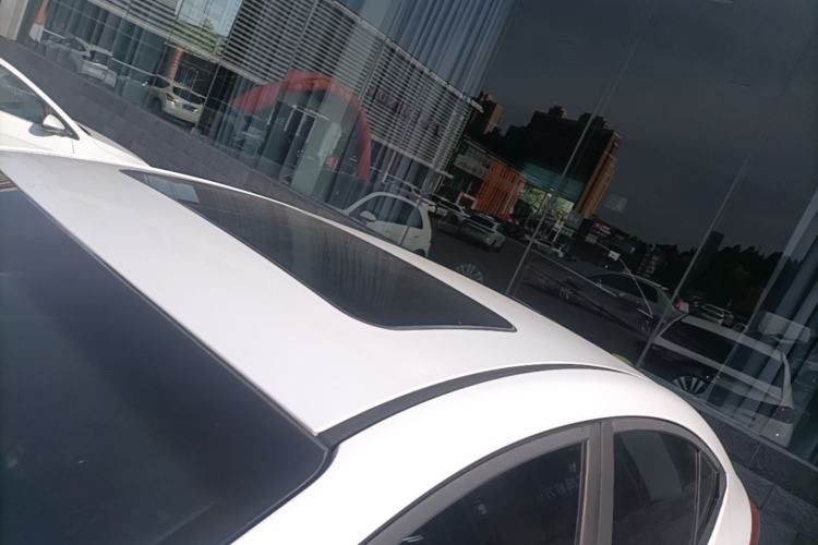 Used Hyundai Elantra (6th Generation / Lingdong) 2016 1.6L Manual ZhiXuan · Dynamic Model Roof