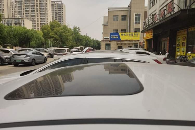 Used Hyundai Elantra (6th Generation / Lingdong) 2016 1.6L Automatic ZhiXuan – Elite Version Roof