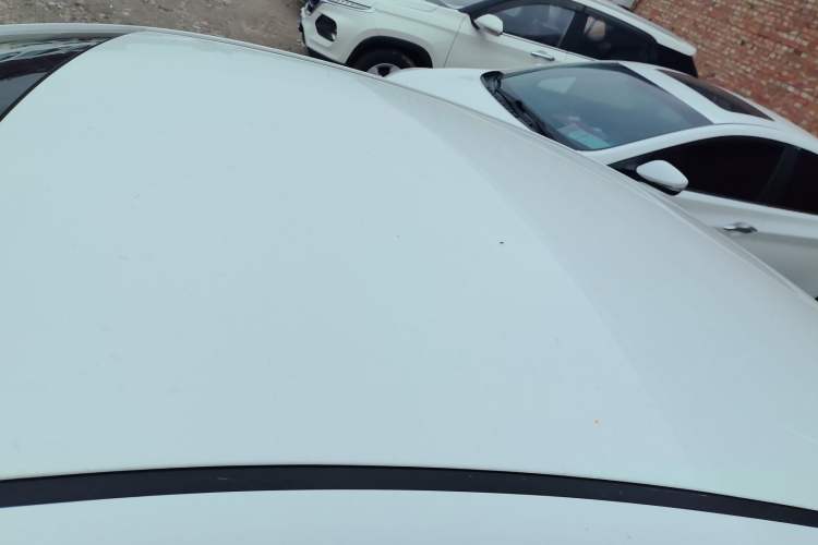 Used Hyundai Elantra (6th Generation / Lingdong) 2016 1.6L Manual ZhiXuan·Youth Edition Roof