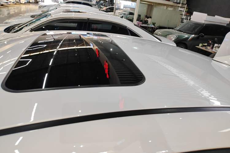 Used Hyundai Elantra (6th Generation / Lingdong) 2016 1.6L Automatic ZhiXuan – Elite Version Roof
