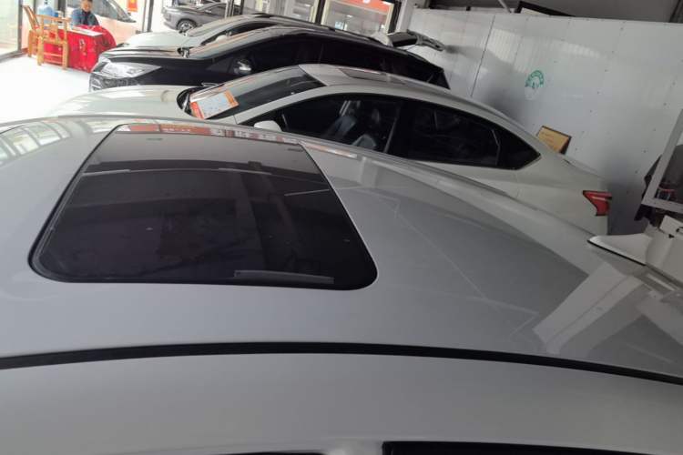 Used Hyundai Elantra (6th Generation / Lingdong) 2016 1.6L Automatic ZhiXuan – Elite Version Roof