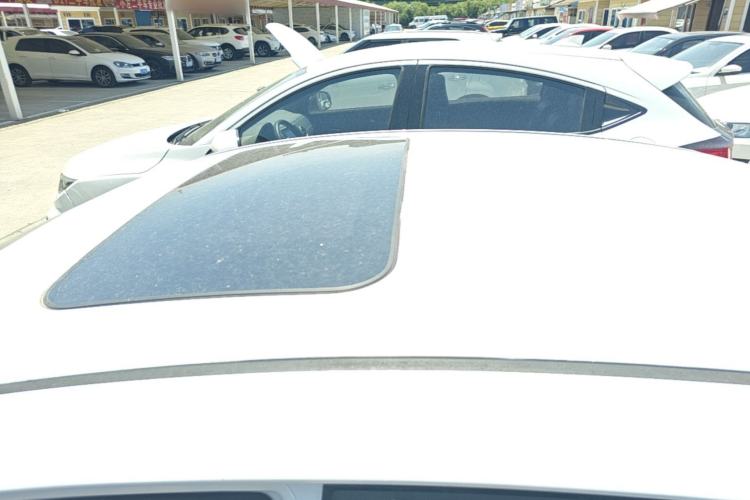 Used Hyundai Elantra (6th Generation / Lingdong) 2016 1.6L Automatic ZhiXuan – Elite Version Roof