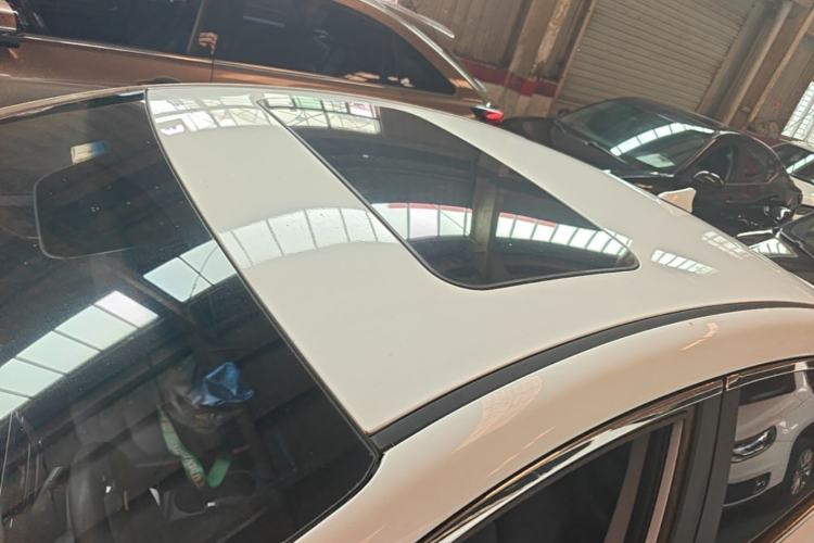 Used Hyundai Elantra (6th Generation / Lingdong) 2016 1.6L Automatic ZhiXuan – Elite Version Roof
