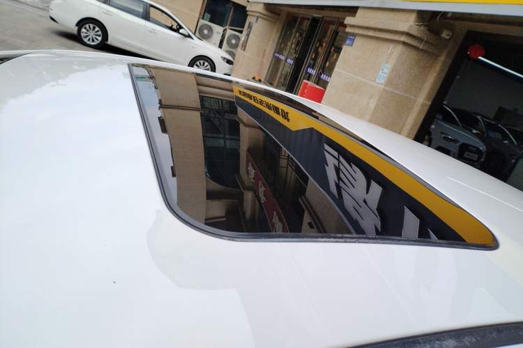 Used Hyundai Elantra (6th Generation / Lingdong) 2016 1.4T Dual-Clutch Xuan Dong · Dynamic Version Roof