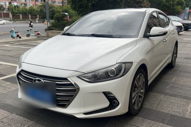 Gebrauchter Hyundai Elantra (6th Generation / Lingdong) 2016 1.6L Automatic ZhiXuan – Elite Version