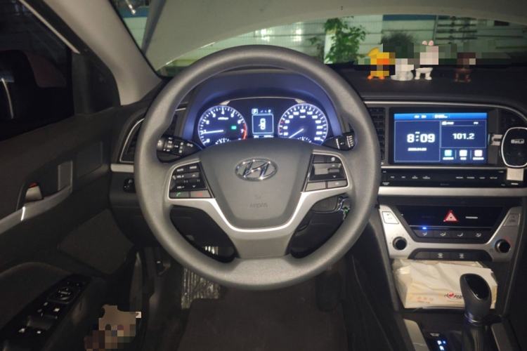 Used Hyundai Elantra (6th Generation / Lingdong) 2016 1.6L Automatic ZhiXuan – Elite Version Steering Wheel
