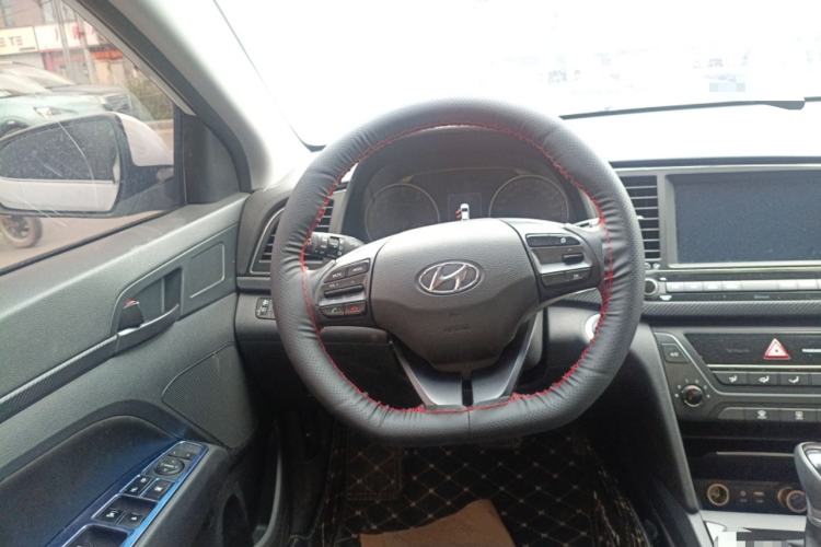 Used Hyundai Elantra (6th Generation / Lingdong) 2016 1.4T Dual-Clutch Xuan Dong · Dynamic Version Steering Wheel