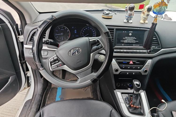 Used Hyundai Elantra (6th Generation / Lingdong) 2016 1.6L Automatic ZhiXuan – Elite Version Steering Wheel