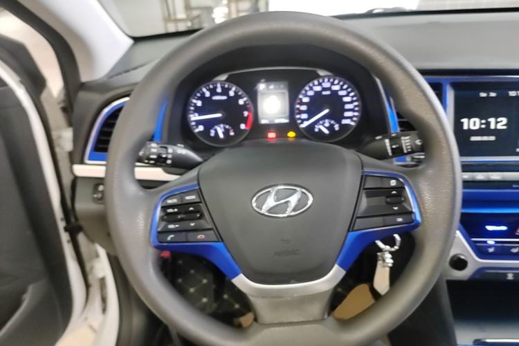 Used Hyundai Elantra (6th Generation / Lingdong) 2016 1.6L Automatic ZhiXuan – Elite Version Steering Wheel