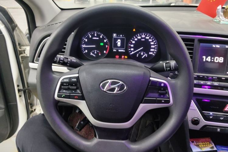Used Hyundai Elantra (6th Generation / Lingdong) 2016 1.6L Automatic ZhiXuan – Elite Version Steering Wheel