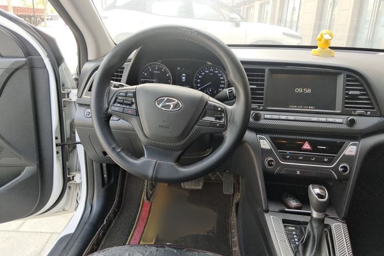 Used Hyundai Elantra (6th Generation / Lingdong) 2016 1.6L Automatic ZhiXuan – Elite Version Steering Wheel