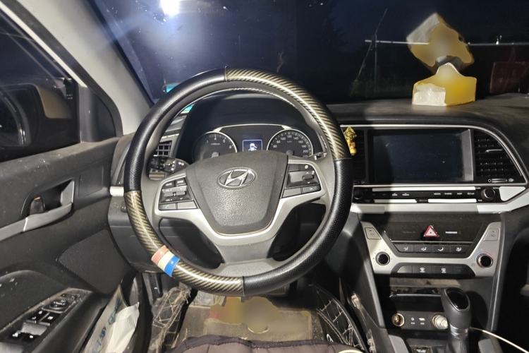 Used Hyundai Elantra (6th Generation / Lingdong) 2016 1.6L Automatic ZhiXuan – Elite Version Steering Wheel
