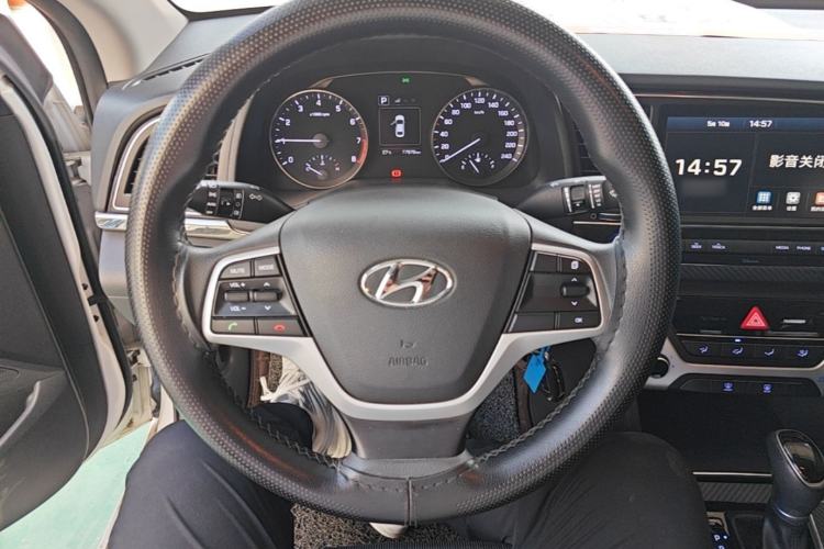 Used Hyundai Elantra (6th Generation / Lingdong) 2016 1.6L Automatic ZhiXuan – Elite Version Steering Wheel