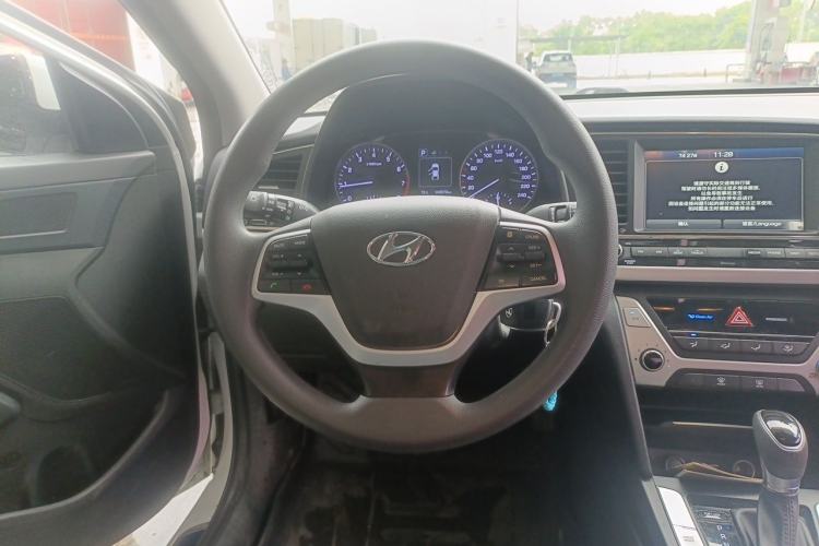 Used Hyundai Elantra (6th Generation / Lingdong) 2016 1.6L Automatic ZhiXuan – Elite Version Steering Wheel