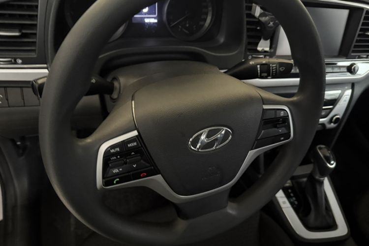 Used Hyundai Elantra (6th Generation / Lingdong) 2016 1.6L Automatic ZhiXuan – Elite Version Steering Wheel