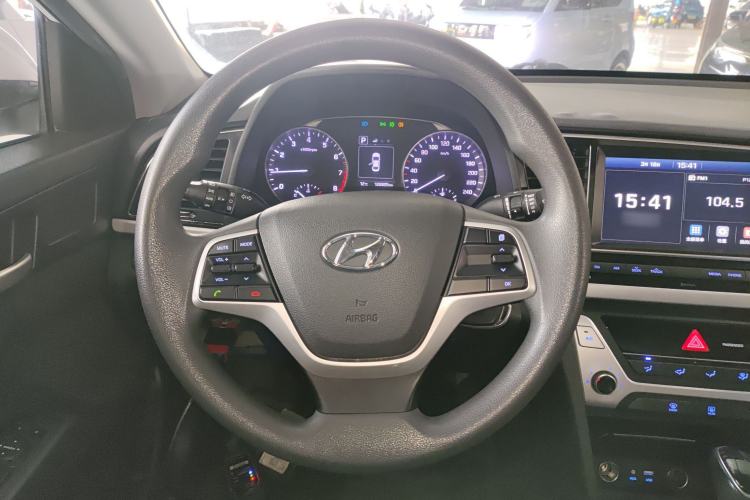 Used Hyundai Elantra (6th Generation / Lingdong) 2016 1.6L Automatic ZhiXuan – Elite Version Steering Wheel