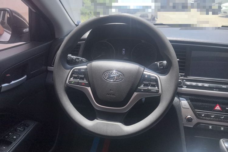 Used Hyundai Elantra (6th Generation / Lingdong) 2016 1.6L Automatic ZhiXuan – Elite Version Steering Wheel