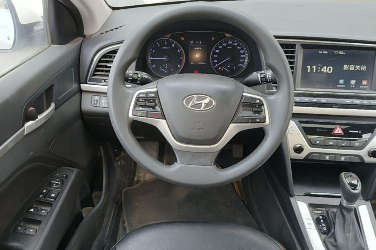 Used Hyundai Elantra (6th Generation / Lingdong) 2016 1.6L Automatic ZhiXuan – Elite Version Steering Wheel