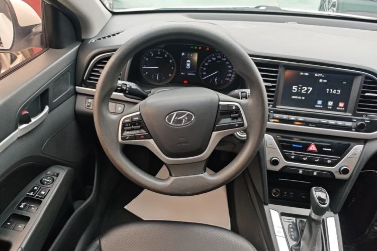 Used Hyundai Elantra (6th Generation / Lingdong) 2016 1.6L Automatic ZhiXuan – Elite Version Steering Wheel