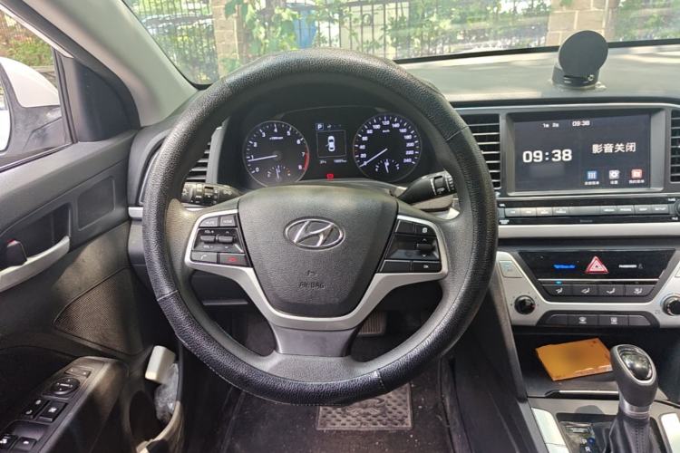 Used Hyundai Elantra (6th Generation / Lingdong) 2016 1.6L Automatic ZhiXuan – Elite Version Steering Wheel