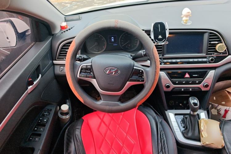 Used Hyundai Elantra (6th Generation / Lingdong) 2016 1.6L Automatic ZhiXuan – Elite Version Steering Wheel