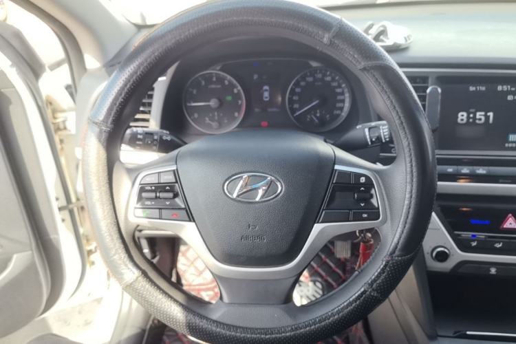 Used Hyundai Elantra (6th Generation / Lingdong) 2016 1.6L Automatic ZhiXuan – Elite Version Steering Wheel
