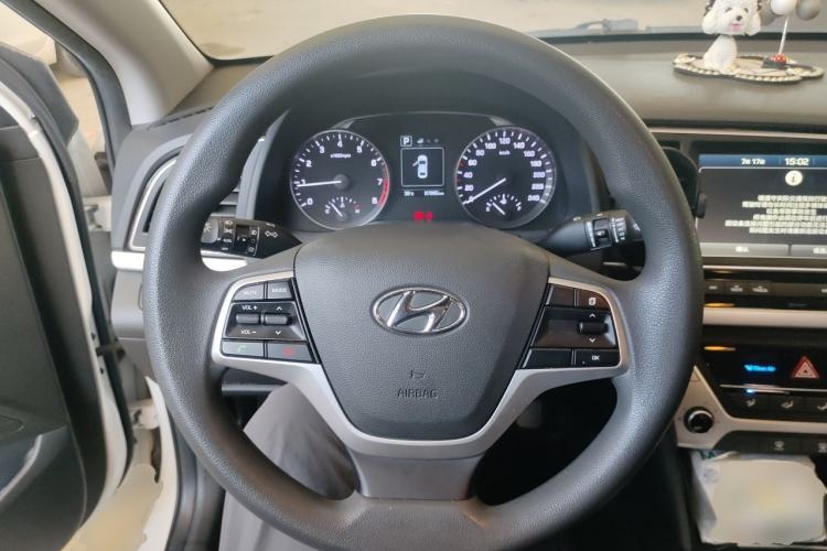 Used Hyundai Elantra (6th Generation / Lingdong) 2016 1.6L Automatic ZhiXuan – Elite Version Steering Wheel