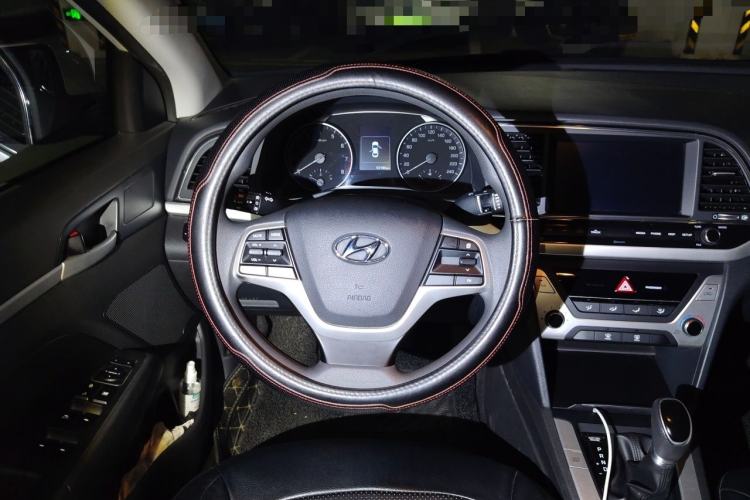 Used Hyundai Elantra (6th Generation / Lingdong) 2016 1.6L Automatic ZhiXuan – Elite Version Steering Wheel