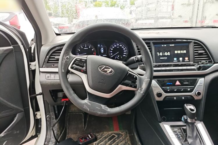 Used Hyundai Elantra (6th Generation / Lingdong) 2016 1.6L Automatic ZhiXuan – Elite Version Steering Wheel