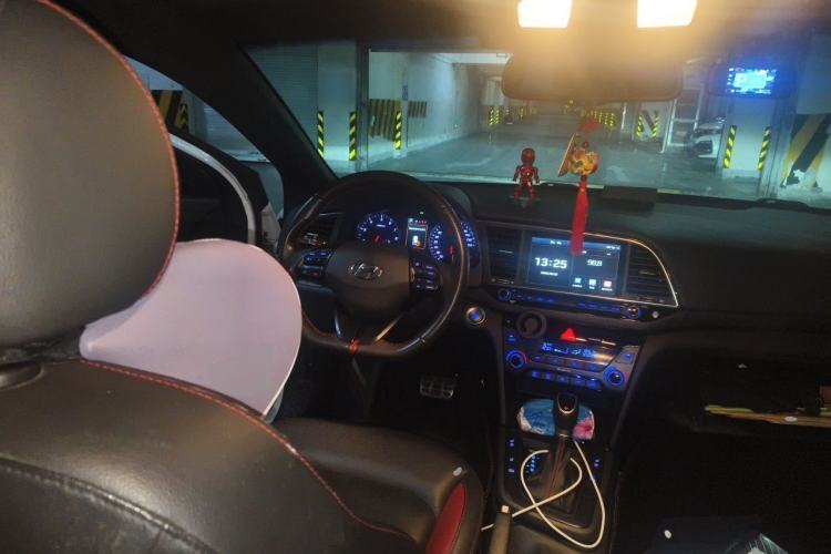 Used Hyundai Elantra (6th Generation / Lingdong) 2016 1.4T Dual-Clutch Xuan Dong · Flagship Edition Steering Wheel