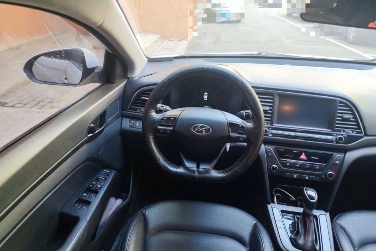 Used Hyundai Elantra (6th Generation / Lingdong) 2016 1.4T Dual-Clutch Xuan Dong · Dynamic Version Steering Wheel