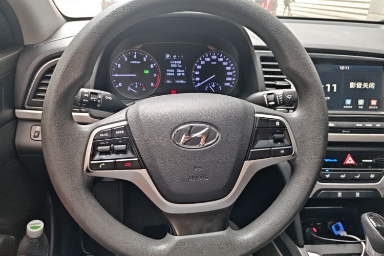 Used Hyundai Elantra (6th Generation / Lingdong) 2016 1.6L Automatic ZhiXuan – Elite Version Steering Wheel