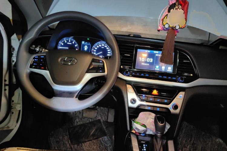 Used Hyundai Elantra (6th Generation / Lingdong) 2016 1.6L Automatic ZhiXuan – Elite Version Steering Wheel