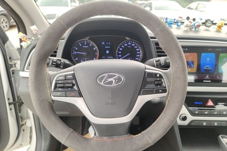 Used Hyundai Elantra (6th Generation / Lingdong) 2016 1.6L Automatic ZhiXuan – Elite Version Steering Wheel