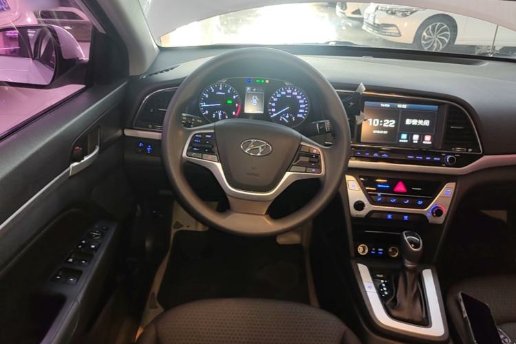 Used Hyundai Elantra (6th Generation / Lingdong) 2016 1.6L Automatic ZhiXuan – Elite Version Steering Wheel