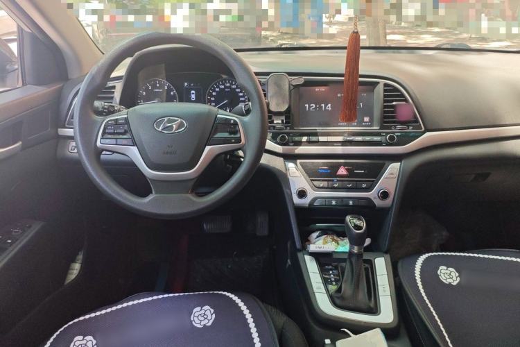 Used Hyundai Elantra (6th Generation / Lingdong) 2016 1.6L Automatic ZhiXuan – Elite Version Steering Wheel