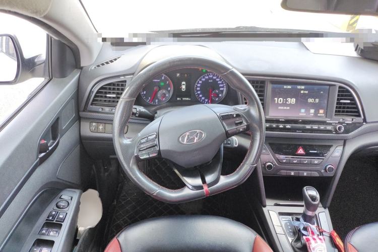 Used Hyundai Elantra (6th Generation / Lingdong) 2016 1.4T Dual-Clutch Xuan Dong · Dynamic Version Steering Wheel