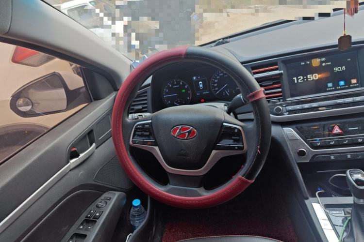 Used Hyundai Elantra (6th Generation / Lingdong) 2016 1.6L Automatic ZhiXuan – Elite Version Steering Wheel