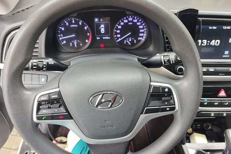 Used Hyundai Elantra (6th Generation / Lingdong) 2016 1.6L Automatic ZhiXuan – Elite Version Steering Wheel