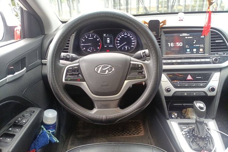 Used Hyundai Elantra (6th Generation / Lingdong) 2016 1.6L Automatic ZhiXuan – Elite Version Steering Wheel