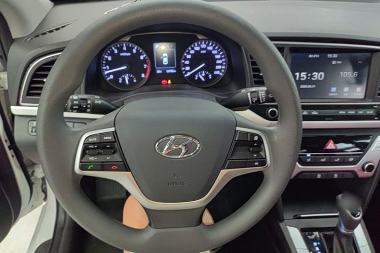 Used Hyundai Elantra (6th Generation / Lingdong) 2016 1.6L Automatic ZhiXuan – Elite Version Steering Wheel