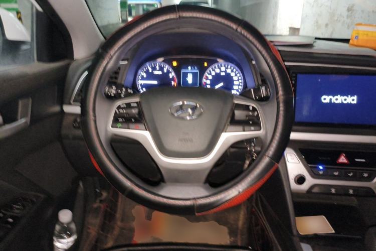 Used Hyundai Elantra (6th Generation / Lingdong) 2016 1.6L Manual ZhiXuan · Dynamic Model Steering Wheel
