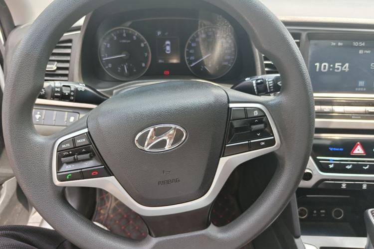 Used Hyundai Elantra (6th Generation / Lingdong) 2016 1.6L Automatic ZhiXuan – Elite Version Steering Wheel