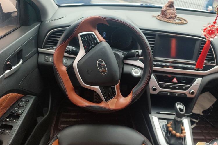 Used Hyundai Elantra (6th Generation / Lingdong) 2016 1.6L Automatic ZhiXuan – Elite Version Steering Wheel