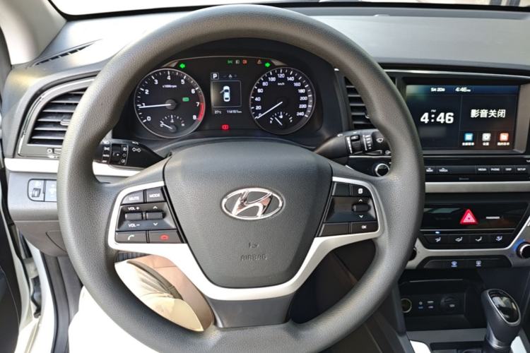 Used Hyundai Elantra (6th Generation / Lingdong) 2016 1.6L Automatic ZhiXuan – Elite Version Steering Wheel