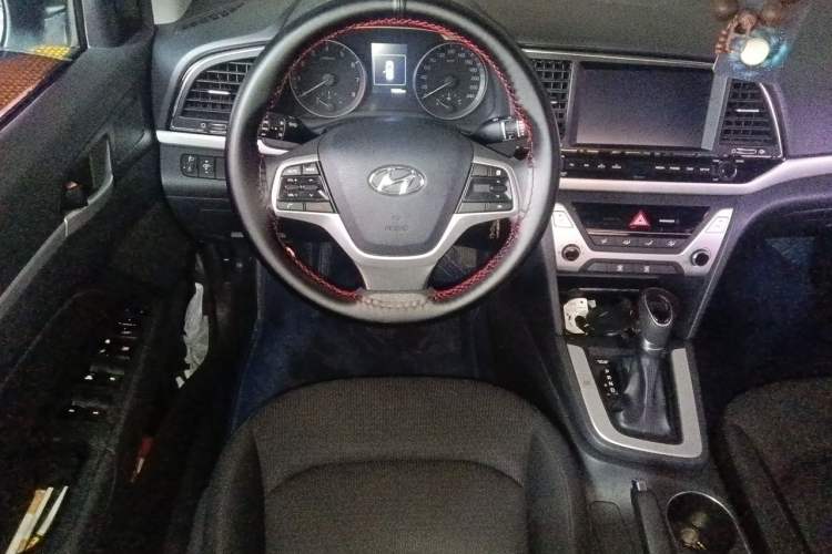 Used Hyundai Elantra (6th Generation / Lingdong) 2016 1.6L Automatic ZhiXuan – Elite Version Steering Wheel