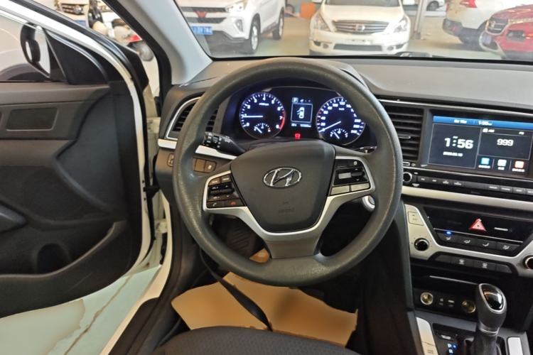 Used Hyundai Elantra (6th Generation / Lingdong) 2016 1.6L Automatic ZhiXuan – Elite Version Steering Wheel
