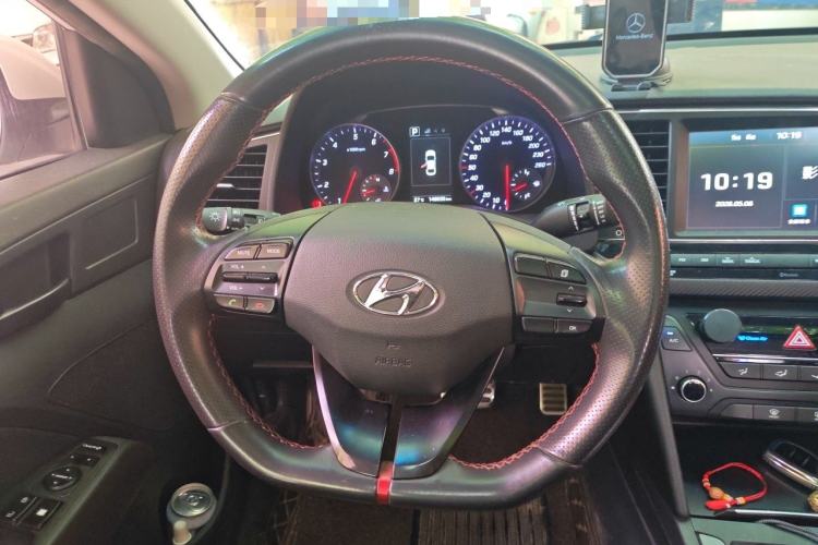 Used Hyundai Elantra (6th Generation / Lingdong) 2016 1.4T Dual-Clutch Xuan Dong · Dynamic Version Steering Wheel