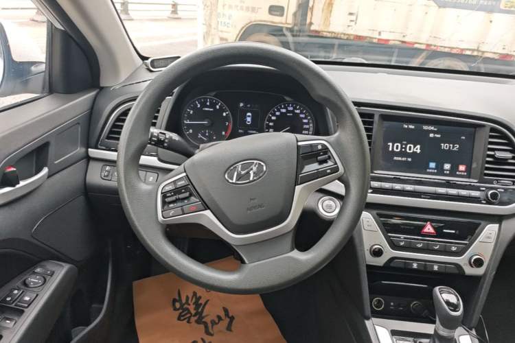 Used Hyundai Elantra (6th Generation / Lingdong) 2016 1.6L Automatic ZhiXuan – Elite Version Steering Wheel