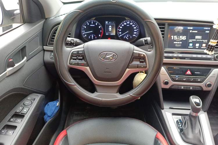 Used Hyundai Elantra (6th Generation / Lingdong) 2016 1.6L Automatic ZhiXuan – Elite Version Steering Wheel